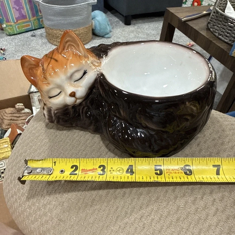 Vintage Hand Painted Porcelain Cat Bowl Unknown Maker No Chips‎ Or Cracks